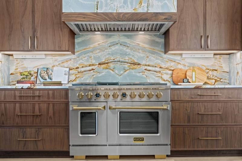 Range and stone backsplash detail